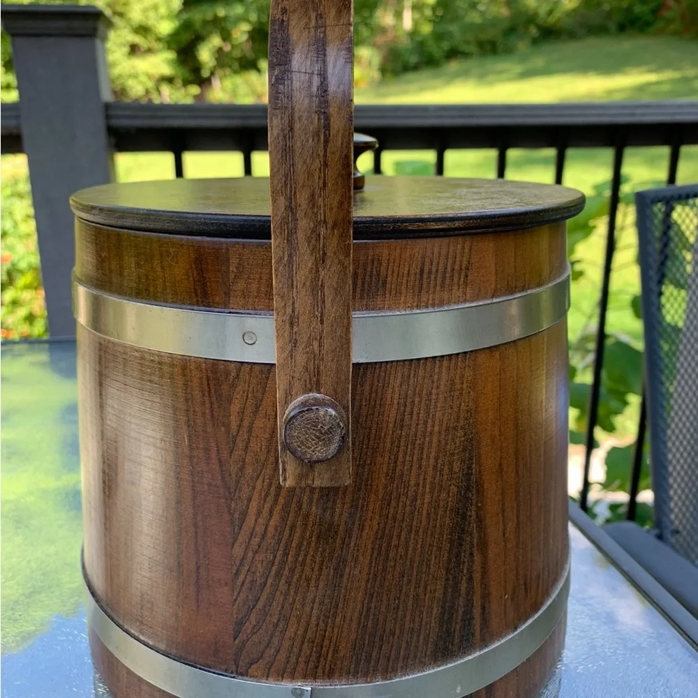 Vintage BASKETVILLE PUTNEY VERMONT Wooden ICE Bucket Holder Lid & Liner EXC COND